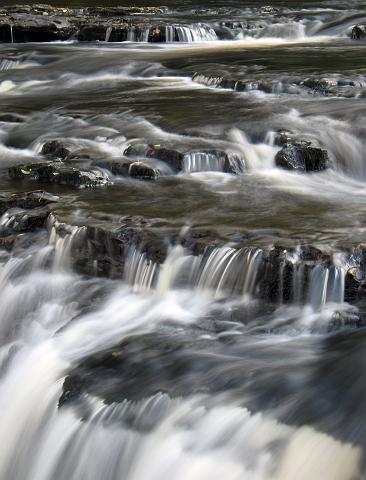 CRW_3886-crop.jpg - Aysgarth Falls