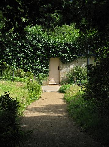 CRW_6287.jpg - Secret Garden
