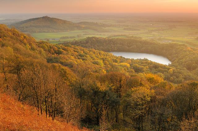 DSC_1823.jpg - Hood Hill And Lake Gormire-Autumn