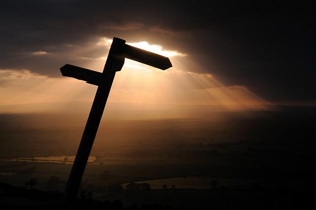 DSC_2809.jpg - Crepuscular Rays From Scarth Wood Moor